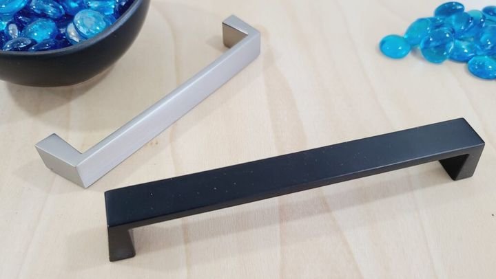 Minuet handle by X-Calibur