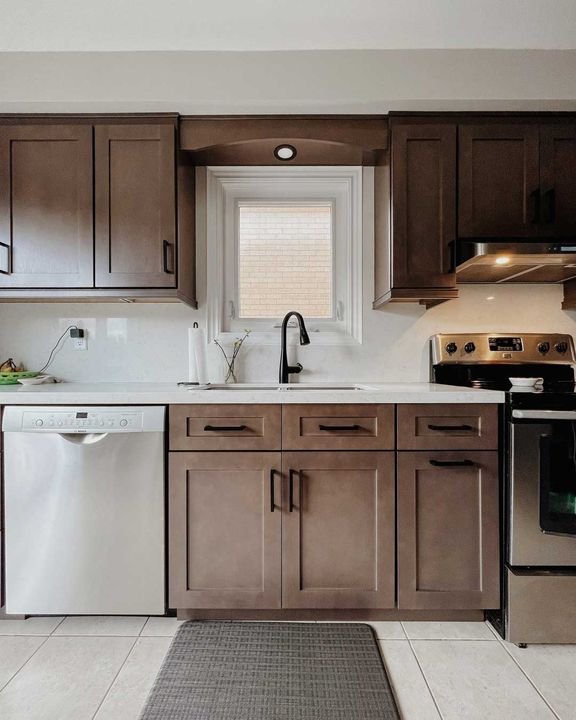 Sink run with dishwasher, Graphite Shaker cabinets by Canada Kitchens